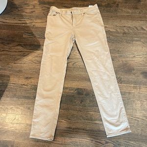 Banana Republic men’s traveler slim fit khakis